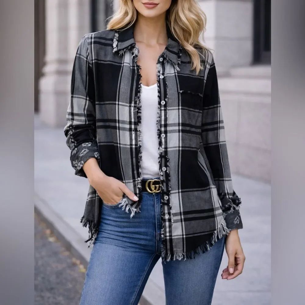 Tizzie Black Gray Plaid Button Front Shirt Frayed Hem 100% Cotton Size S